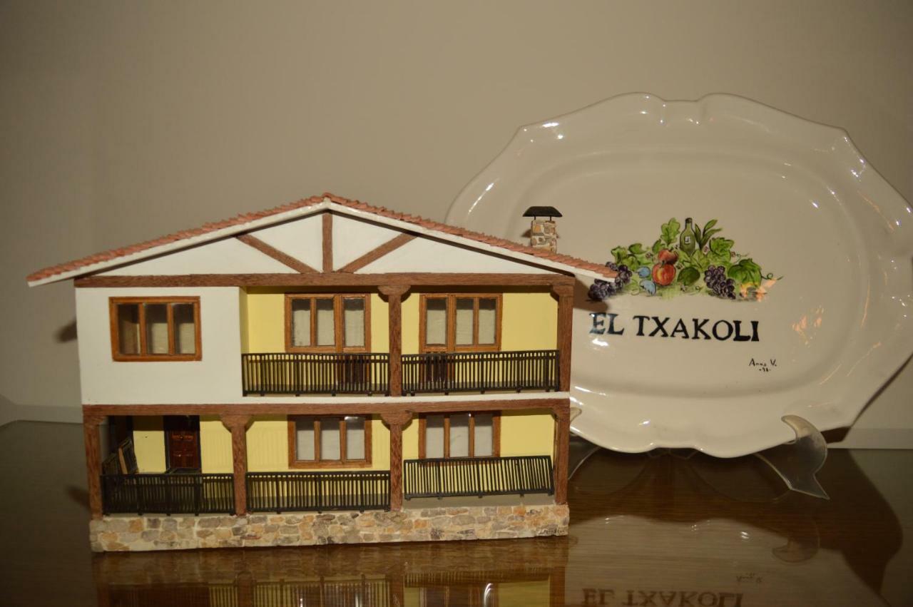 El Txakoli Pensionat Amurrio Eksteriør billede